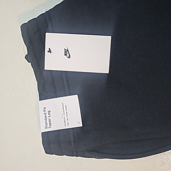 Mens L Nike Standard Fit Tappered Leg Sweatpants - Picture 1 of 5